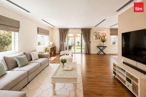 3 bedrooms Villa in Jumeirah Park, UAE No. 205380 7