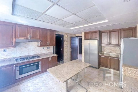 Villa de 4 dormitorios en Legacy, UAE No. 173841 6