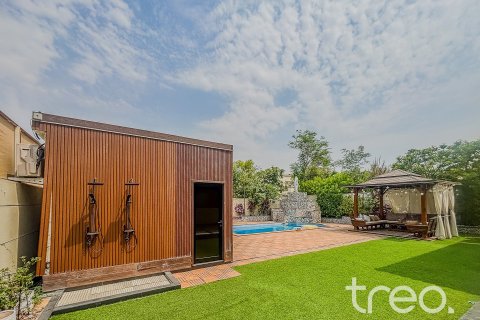 Villa de 4 dormitorios en Legacy, UAE No. 173841 26