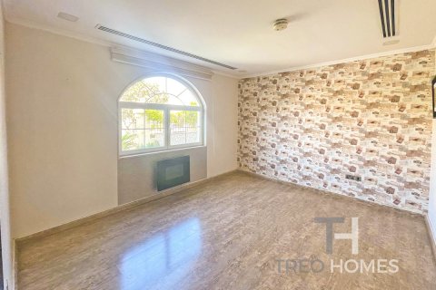Villa de 4 dormitorios en Legacy, UAE No. 173841 18
