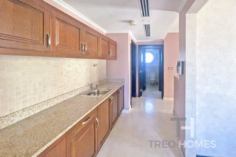 Villa de 4 dormitorios en Legacy, UAE No. 173841 21