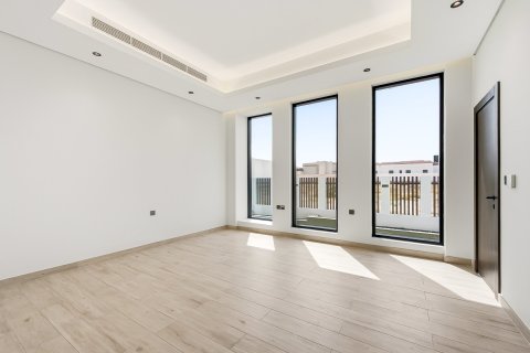 5 bedrooms Villa in Dubai Land, UAE No. 199686 14