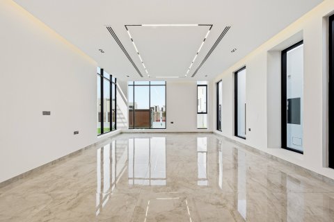 5 bedrooms Villa in Dubai Land, UAE No. 199686 9