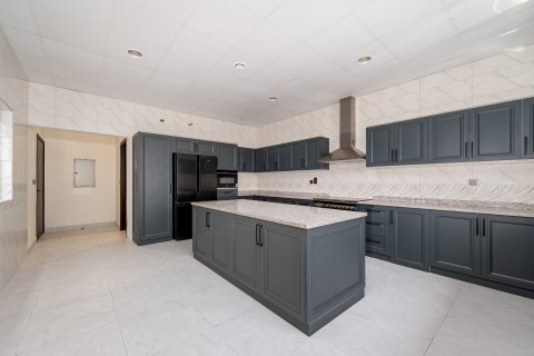 5 bedrooms Villa in Dubai Land, UAE No. 199686 23