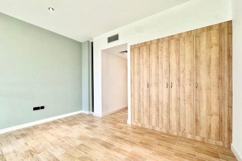2 bedrooms Townhouse in Dubai Land, UAE No. 199685 4
