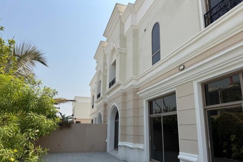 5 bedrooms Villa in Al Sufouh, UAE No. 199691 9