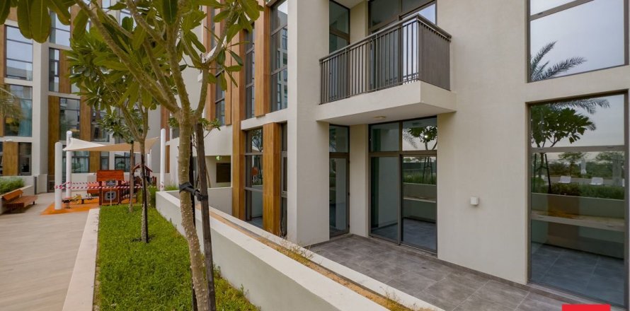 2 bedrooms Apartment in Dubai, UAE No. 143334