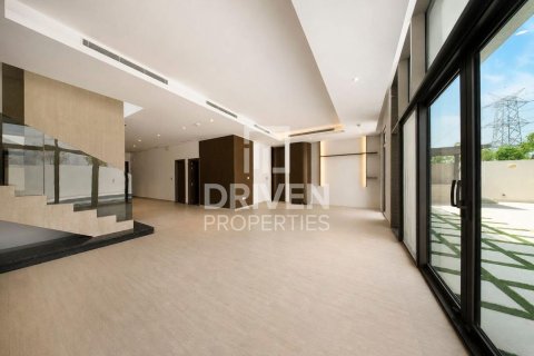 4 bedrooms Villa in District One, UAE No. 204576 6