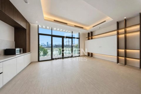 4 bedrooms Villa in District One, UAE No. 204576 7