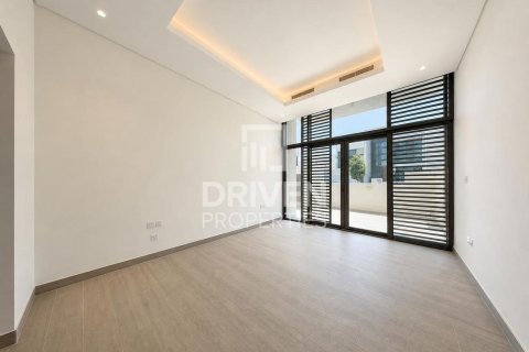 4 bedrooms Villa in District One, UAE No. 204577 11