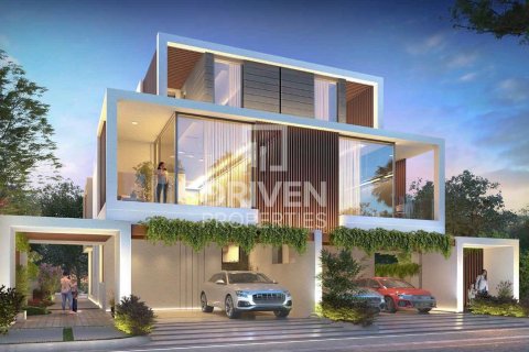 5 bedrooms Villa in Dubai, UAE No. 204574