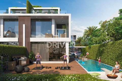 5 bedrooms Villa in Dubai, UAE No. 204574 4