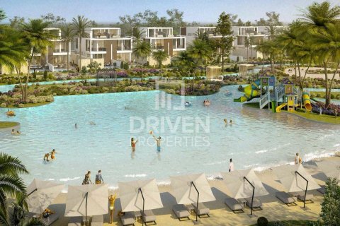 5 bedrooms Villa in Dubai, UAE No. 204574 8