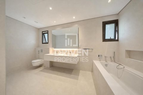 4 bedrooms Villa in District One, UAE No. 204575 22
