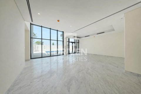 4 bedrooms Villa in District One, UAE No. 204575 5