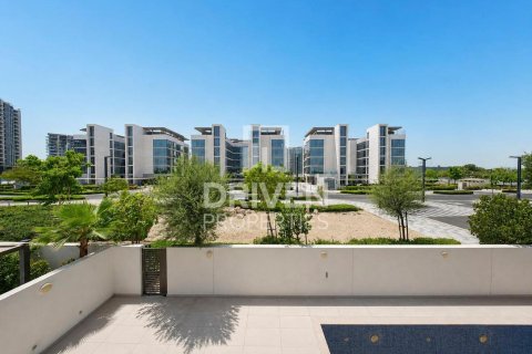 4 bedrooms Villa in District One, UAE No. 204575 26