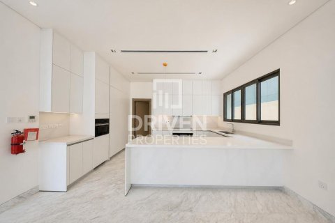 4 bedrooms Villa in District One, UAE No. 204575 15