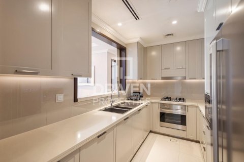 Квартира с 3 спальнями  №120942 21