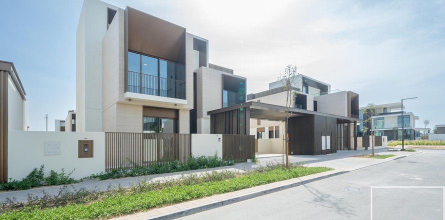 5 bedrooms Villa  No. 117363