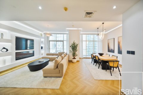 Квартира с 3 спальнями  №117365 3