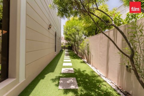 4 bedrooms Townhouse in Dubai, UAE No. 162605 4