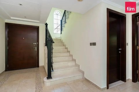 Villa de 4 dormitorios en Jumeirah Park, UAE No. 166002 6