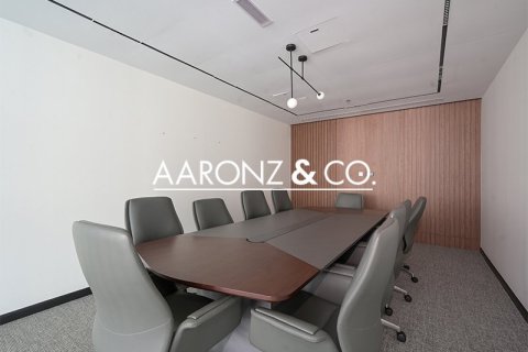344m² Office in Dubai Marina, UAE No. 144244 8