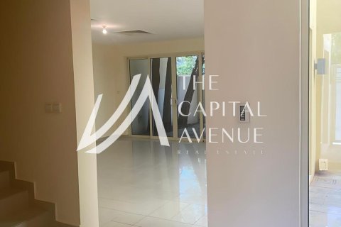 3 bedrooms Townhouse in Khalifa City, UAE No. 188211 8