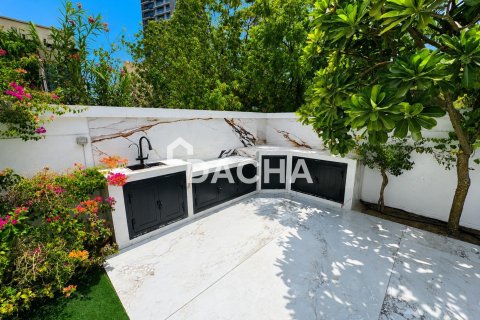 2 bedrooms Villa in Jumeirah Village Triangle, UAE No. 207780 9