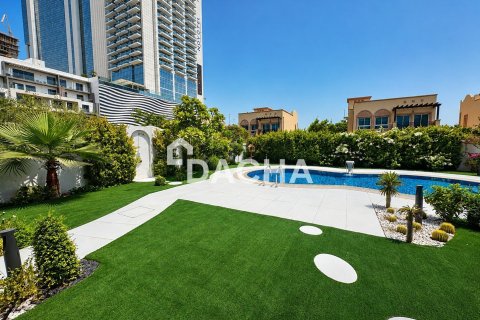 2 bedrooms Villa in Jumeirah Village Triangle, UAE No. 207780 6