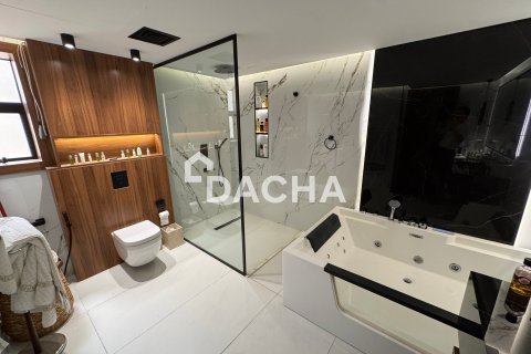 2 bedrooms Villa in Jumeirah Village Triangle, UAE No. 207780 3