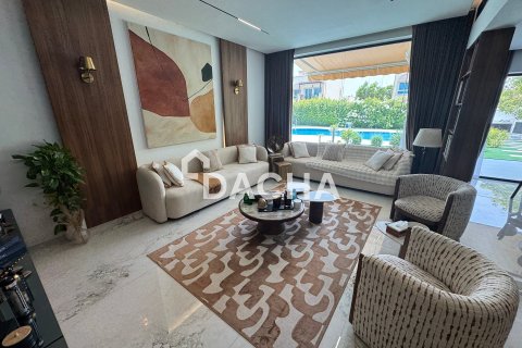 2 bedrooms Villa in Jumeirah Village Triangle, UAE No. 207780 12