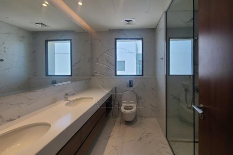 Townhouse de 4 dormitorios en Abu Dhabi, UAE No. 91127 10