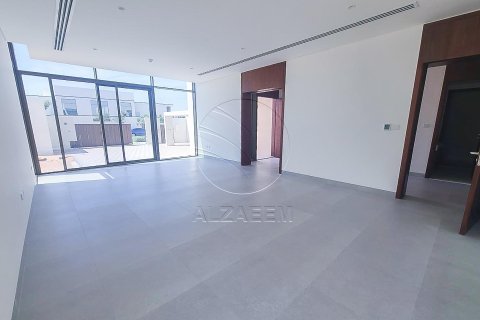 Townhouse de 4 dormitorios en Abu Dhabi, UAE No. 91127 15