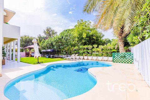 Вилла с 5 спальнями в Saheel, ОАЭ №203909 3