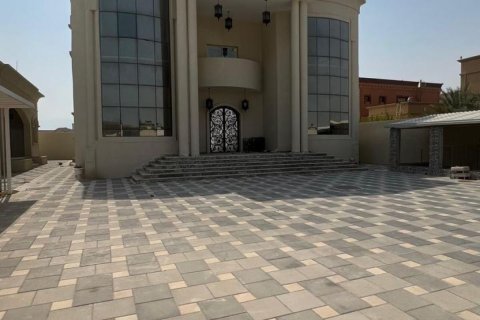 Villa de 6 chambres à Seih Al Uraibi, UAE No. 184070