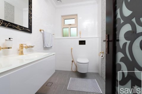 4 bedrooms Villa  No. 107915 15