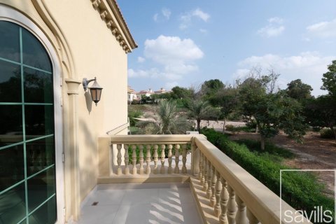 4 bedrooms Villa  No. 107915 16