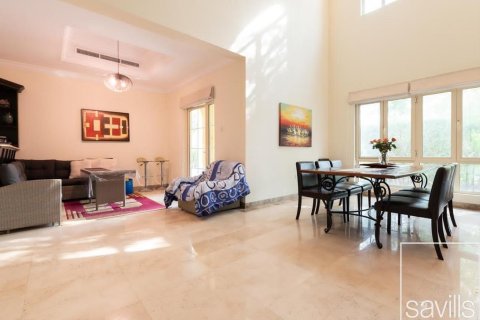 4 bedrooms Villa  No. 107915 4