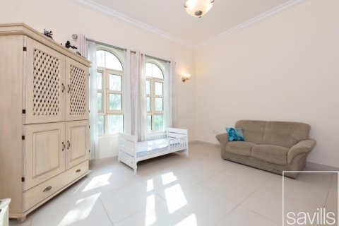 4 bedrooms Villa  No. 107915 10