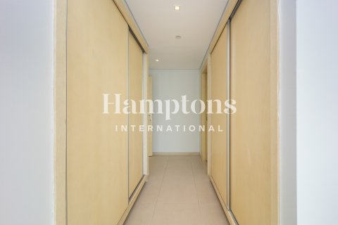 2 غرف نوم شقة في مساكن شاطئ جميرا, الإمارات العربية المتحدة رقم 146507 4