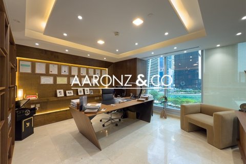 Office de 230m² à Jumeirah Lake Towers, UAE No. 141059 8