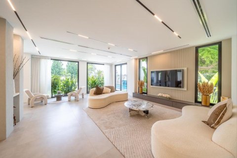 5 bedrooms Villa in Jumeirah Golf Estates, UAE No. 90729 24