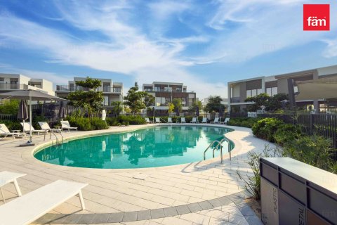 4 غرف نوم فيلا  رقم 119401 24