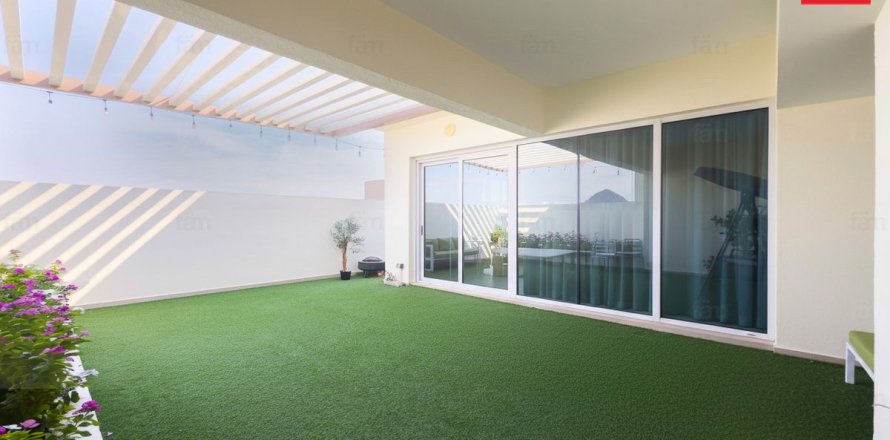 Квартира с 2 спальнями  №119400