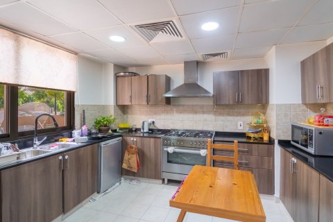 Villa de 4 dormitorios en Dubai, UAE No. 146950 7