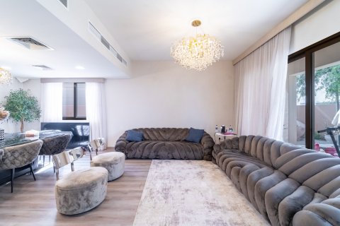 Villa de 4 dormitorios en Dubai, UAE No. 146950 5