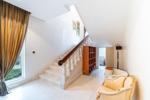 7 bedrooms Villa in Al Manhal, UAE No. 146951 9