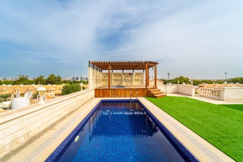 7 bedrooms Villa in Al Manhal, UAE No. 146951 17