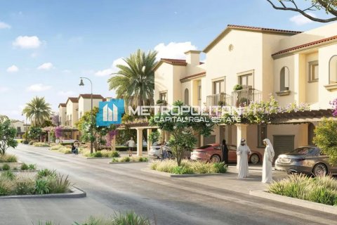 Townhouse de 2 dormitorios en Khalifa City, UAE No. 135976 4